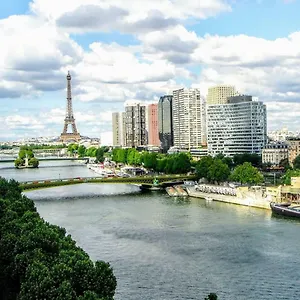luxe-eiffel-tower-and-seine-river.fr-paris.fr/